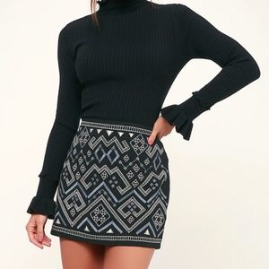 Jubilee Black Embroidered Mini Skirt - Large